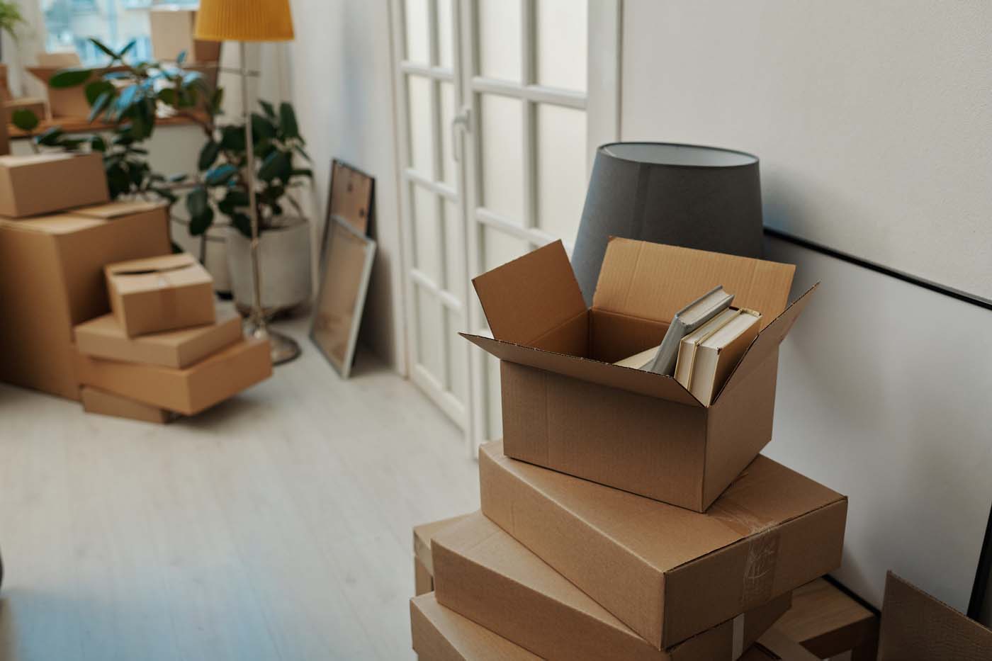 How Does American Eagle Moving Work?