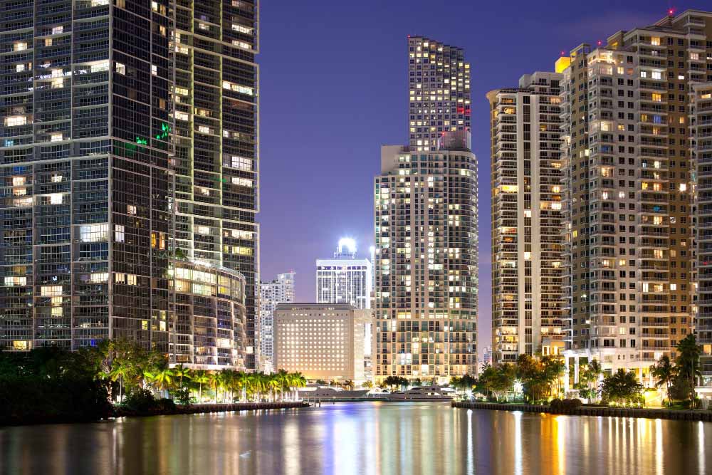 Moving from Florida to Alaska: Tips, Benefits, and Advice
